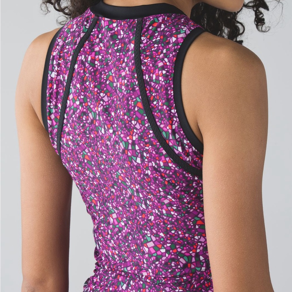 Lululemon Water: Surf to Sand Tankini Rash Guard - Picture 5 of 9